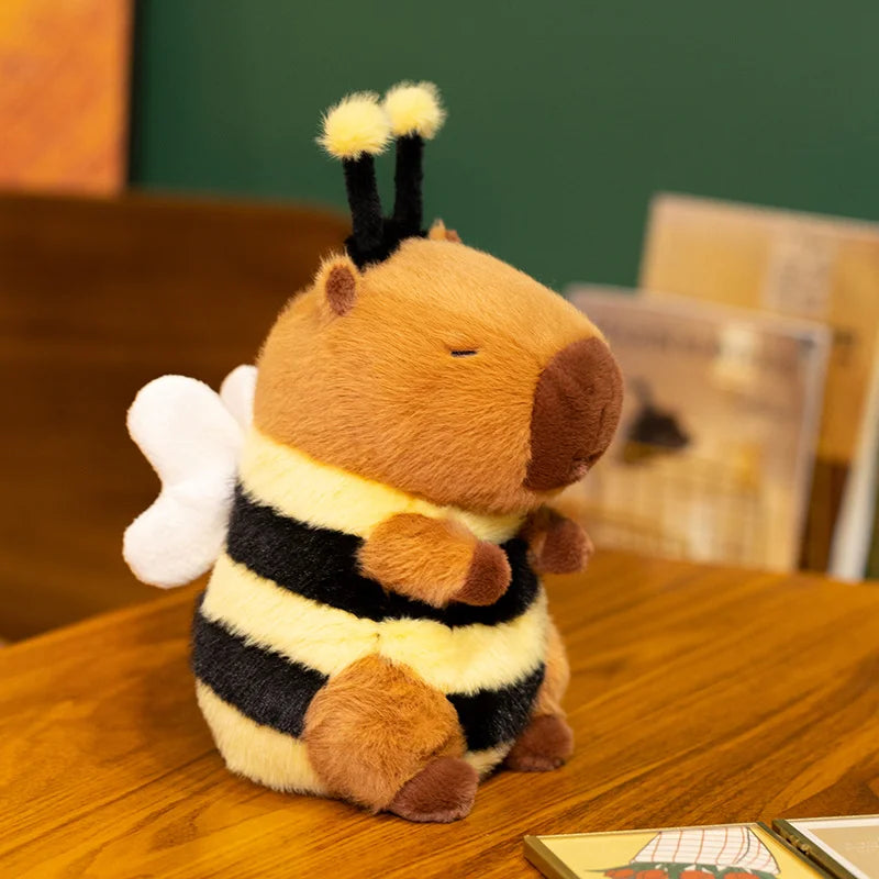 Bee Capybara Plush Toy – Cute Kawaii Stuffed Animal Doll (23/33cm)
