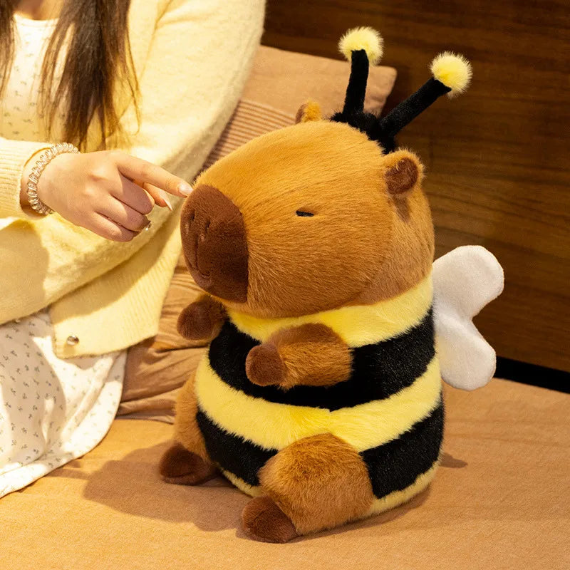 Bee Capybara Plush Toy – Cute Kawaii Stuffed Animal Doll (23/33cm)