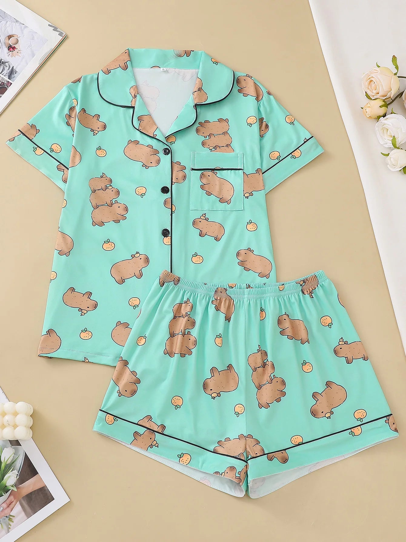 Women’s 2-Piece Capybara Pajama Set – Cute Animal Print Short Sleeve Top & Stretch Shorts