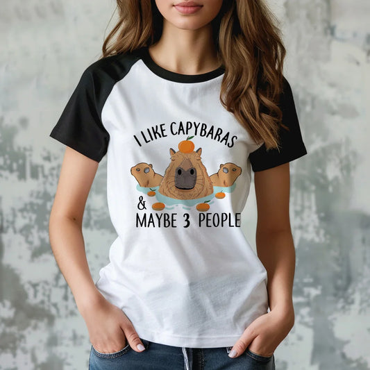 Capybara Anime Graphic Tee – Funny 2000s Y2K Style for Women