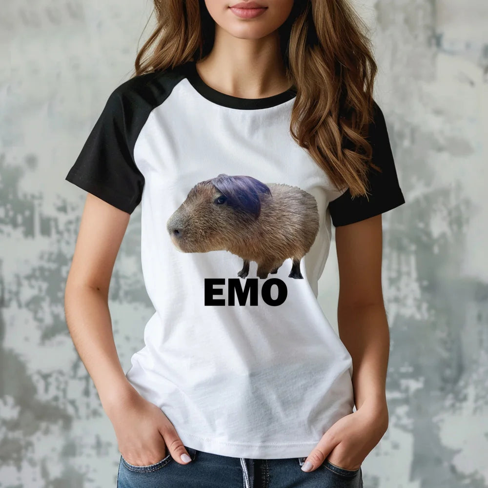 Capybara Anime Graphic Tee – Funny 2000s Y2K Style for Women
