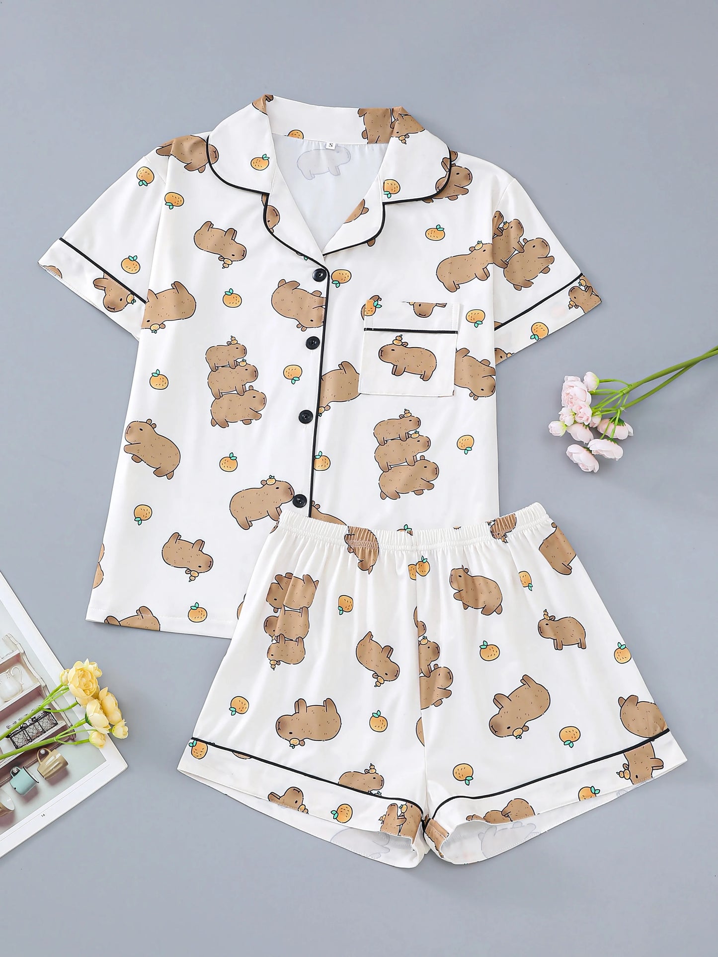 Women’s 2-Piece Capybara Pajama Set – Cute Animal Print Short Sleeve Top & Stretch Shorts