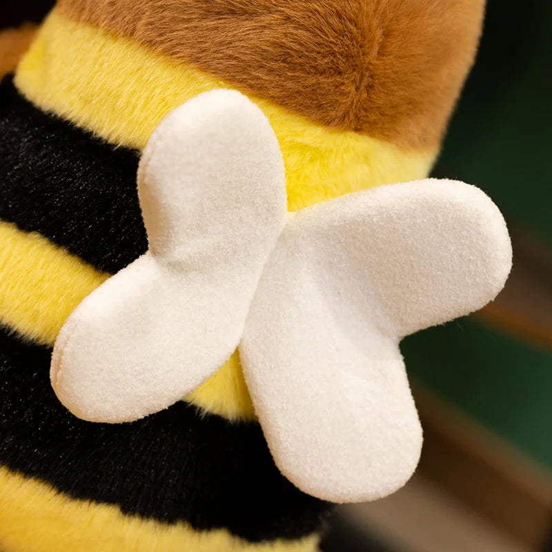 Bee Capybara Plush Toy – Cute Kawaii Stuffed Animal Doll (23/33cm)